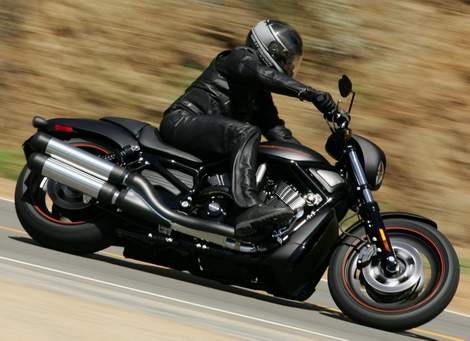 Harley-Davidson Crusier Scoops Special Award