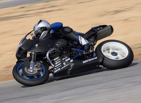 BMW Motorrad returns to world championship road racing