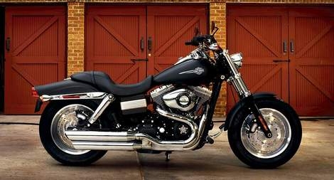 Harley-Davidson Unleashes Rocker and Dyna Fat Bob