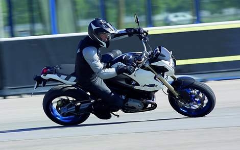 BMW Motorrad’s HP2 Megamoto